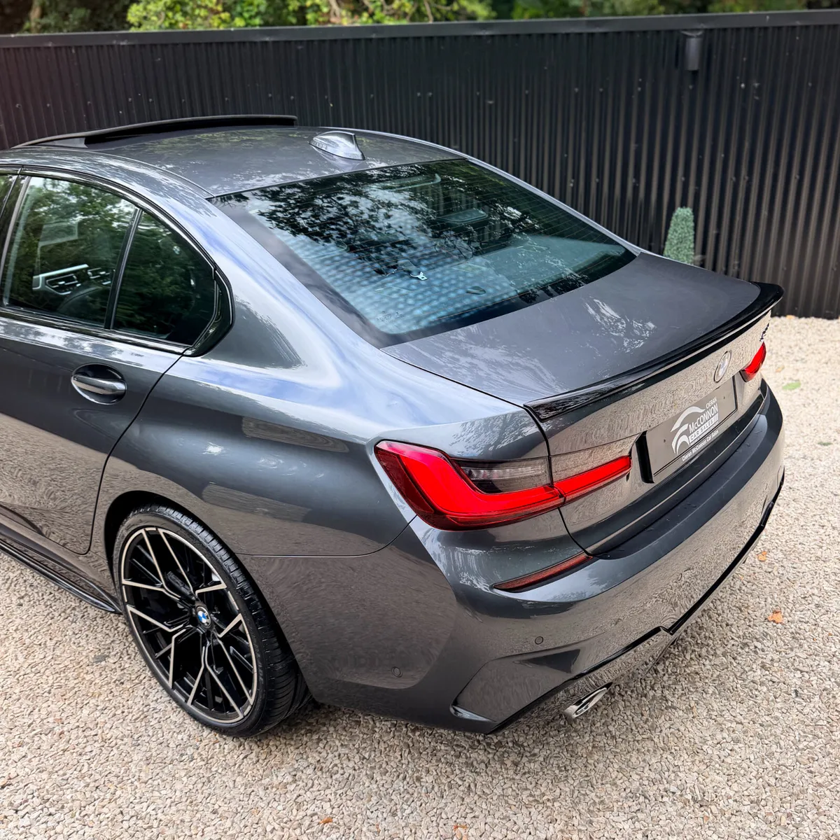 2021 (211) BMW 330E M Sport *SUNROOF* - Image 5