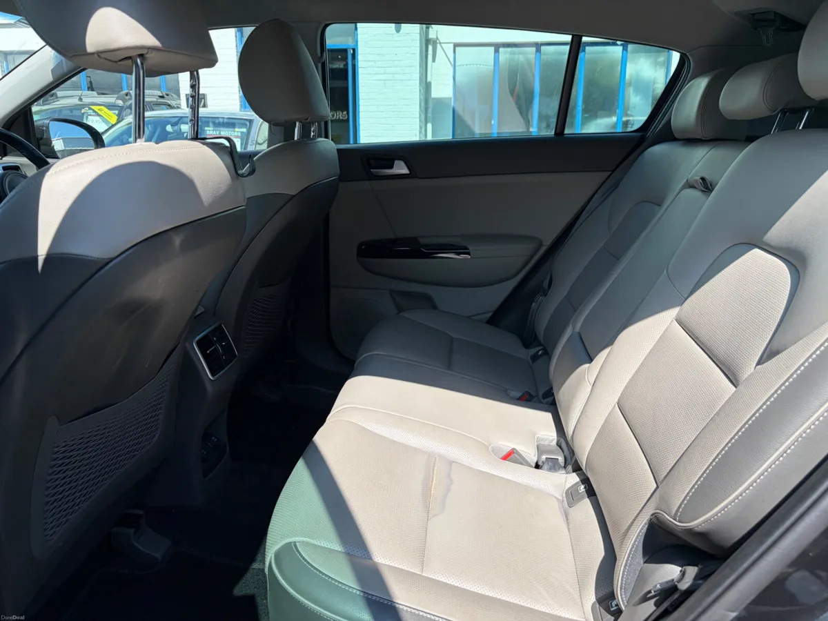 2018 KIA SPORTAGE 1.7D PLATINUM S - Image 6