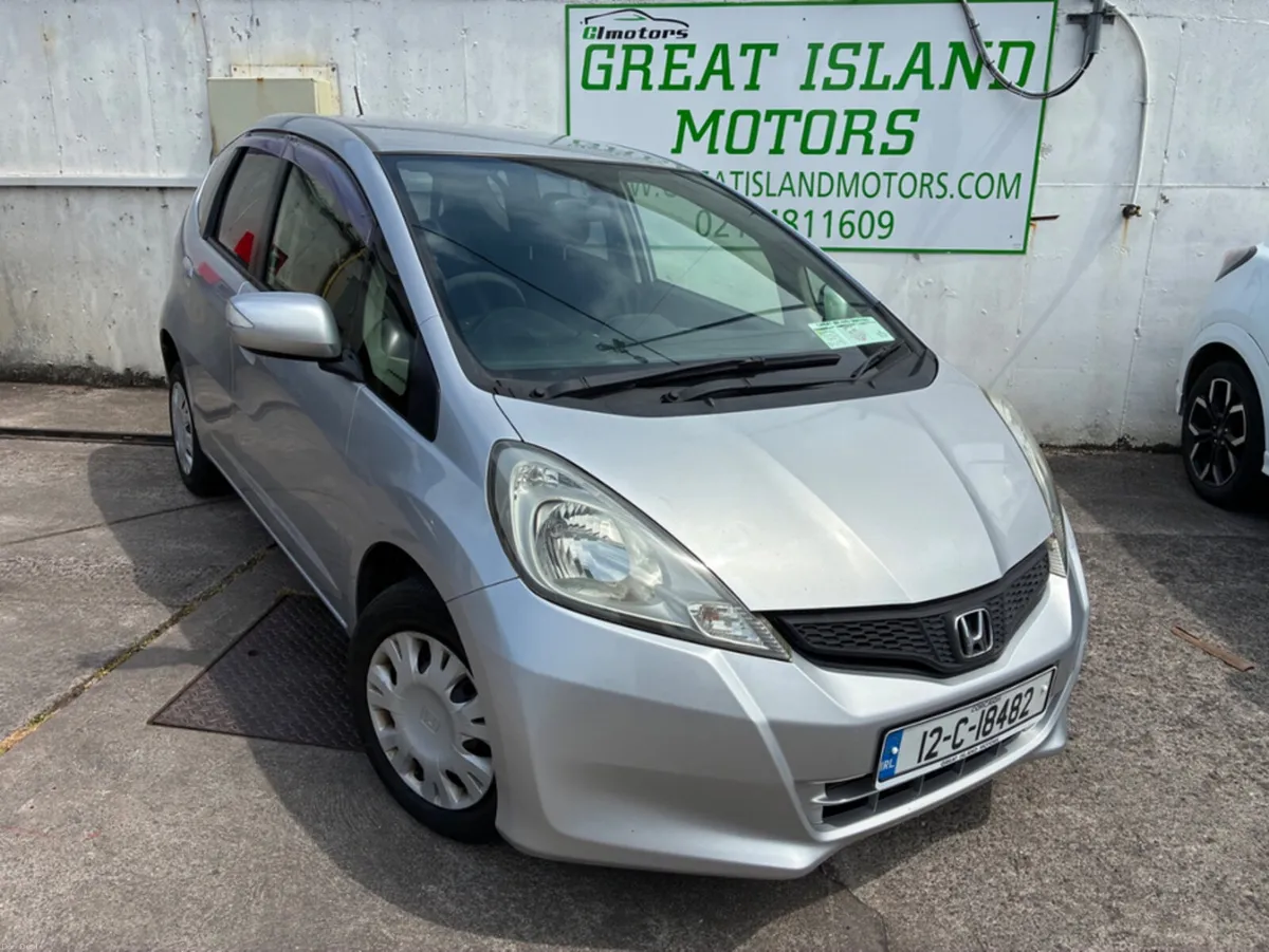 Honda Fit DBA-GE6 5DR AUTO - Image 1