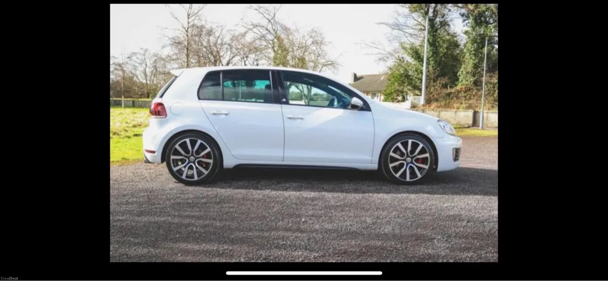 Golf gti adidas edition - Image 1