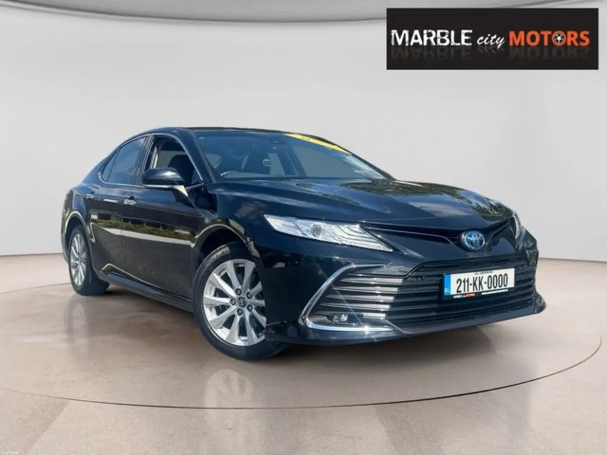 Toyota Camry G 2.5 HYBRID - Image 1