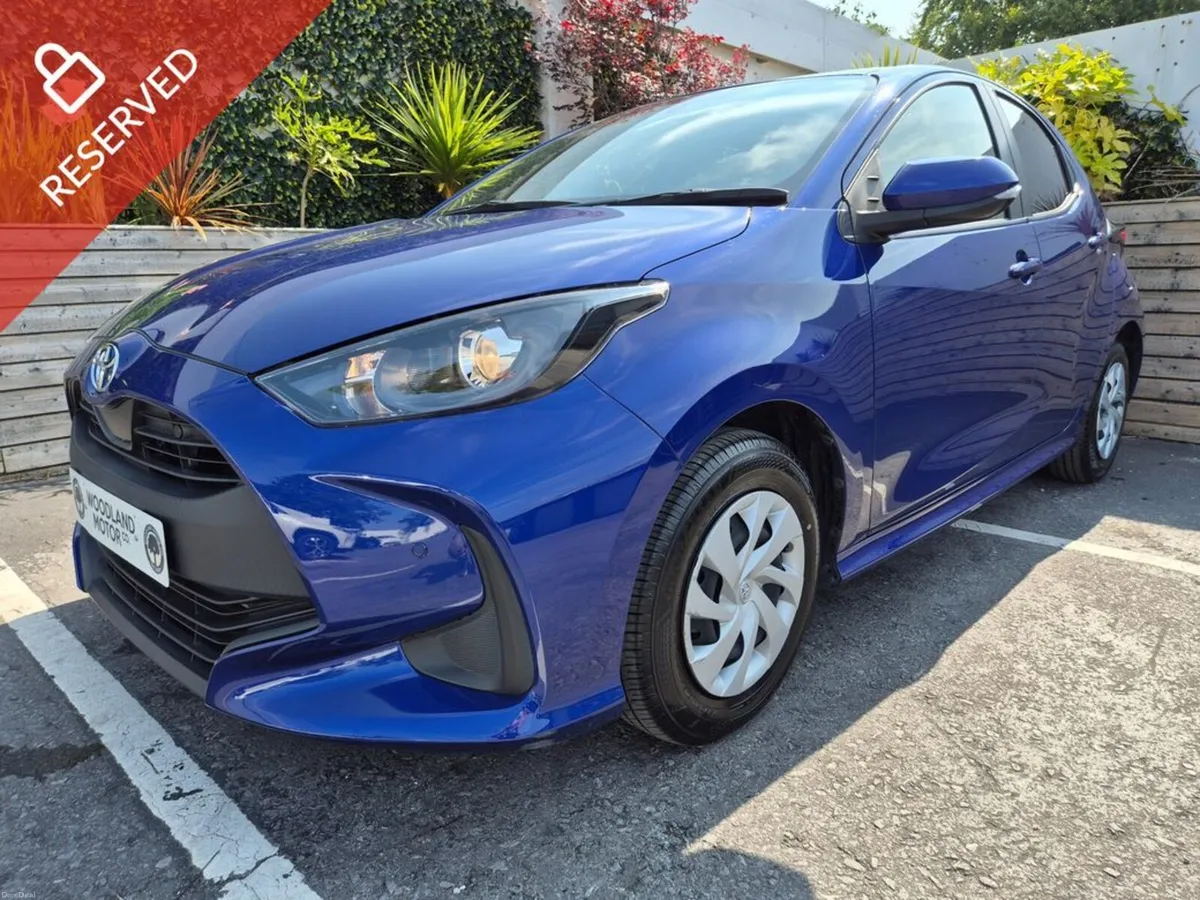 Toyota Yaris 1.5 HYBRID / X SPEC / LOW MILEAGE / T - Image 1