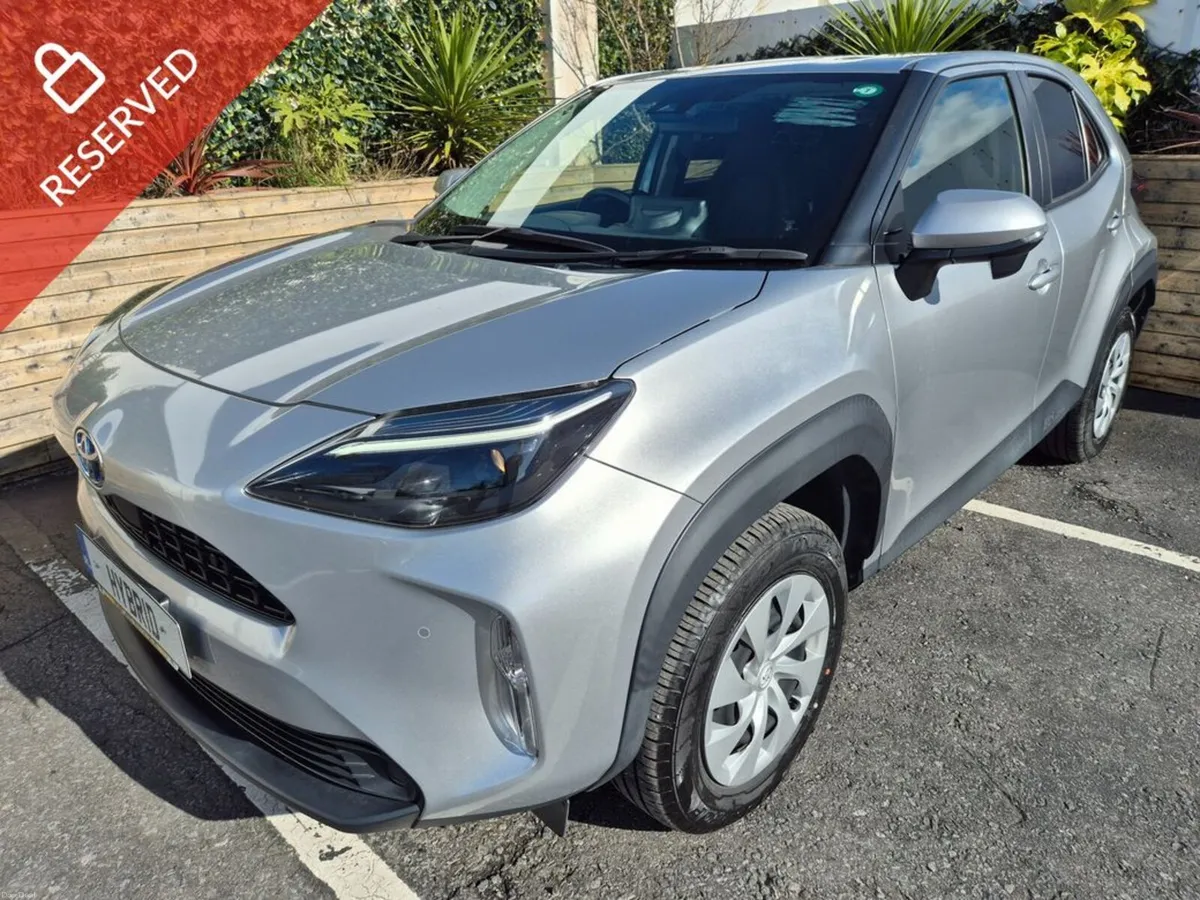 Toyota Yaris Cross 1.5 HYBRID / X SPEC / TAX €160 - Image 1