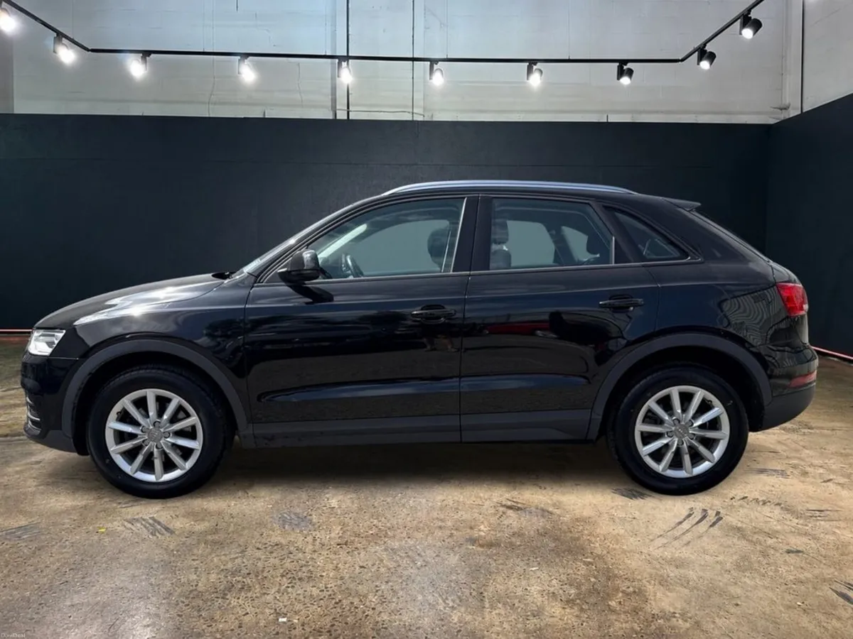 Audi Q3 1.4 TFSI AUTOMATIC SUV - FACTORY ALLOYS - - Image 6