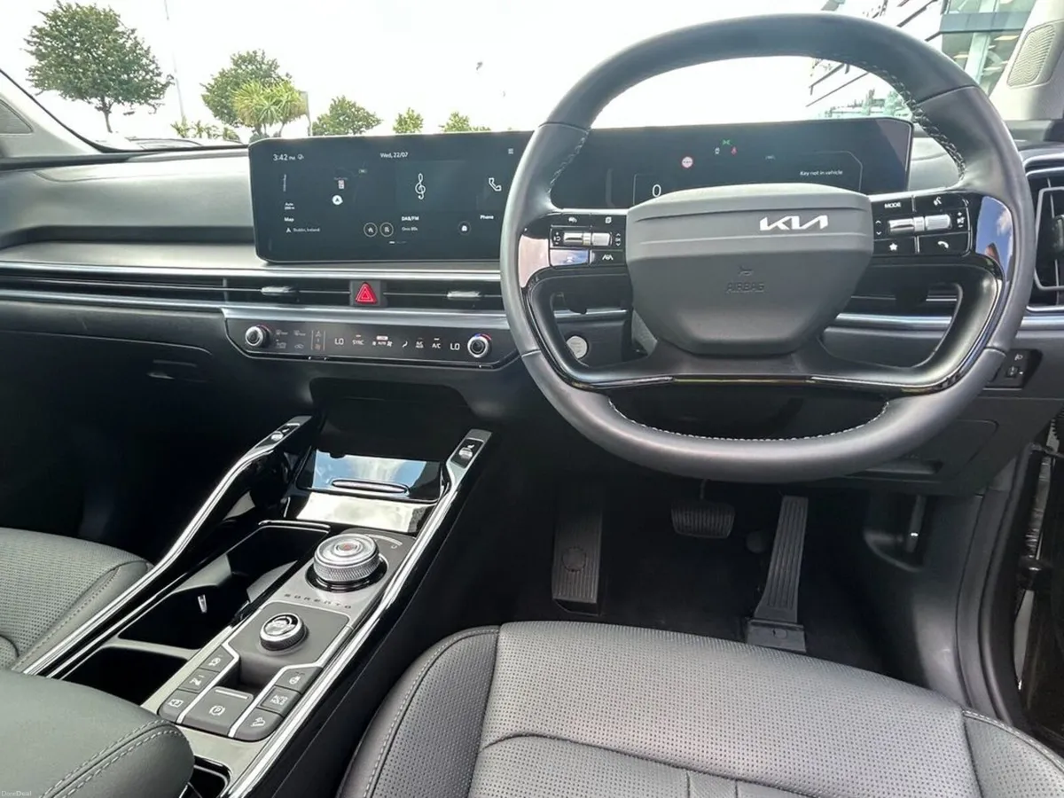 Kia Sorento 2.2 Diesel 7 Seater - Image 3