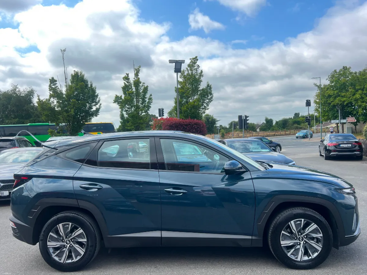 Hyundai Tucson 1.6D MHEV COMFORT PLUS *IRISH CAR* - Image 4