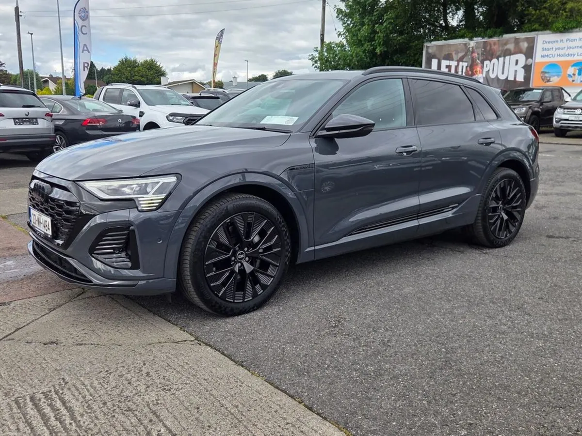 Audi Q8 E-tron Black Edition 50 335BHP - Image 5