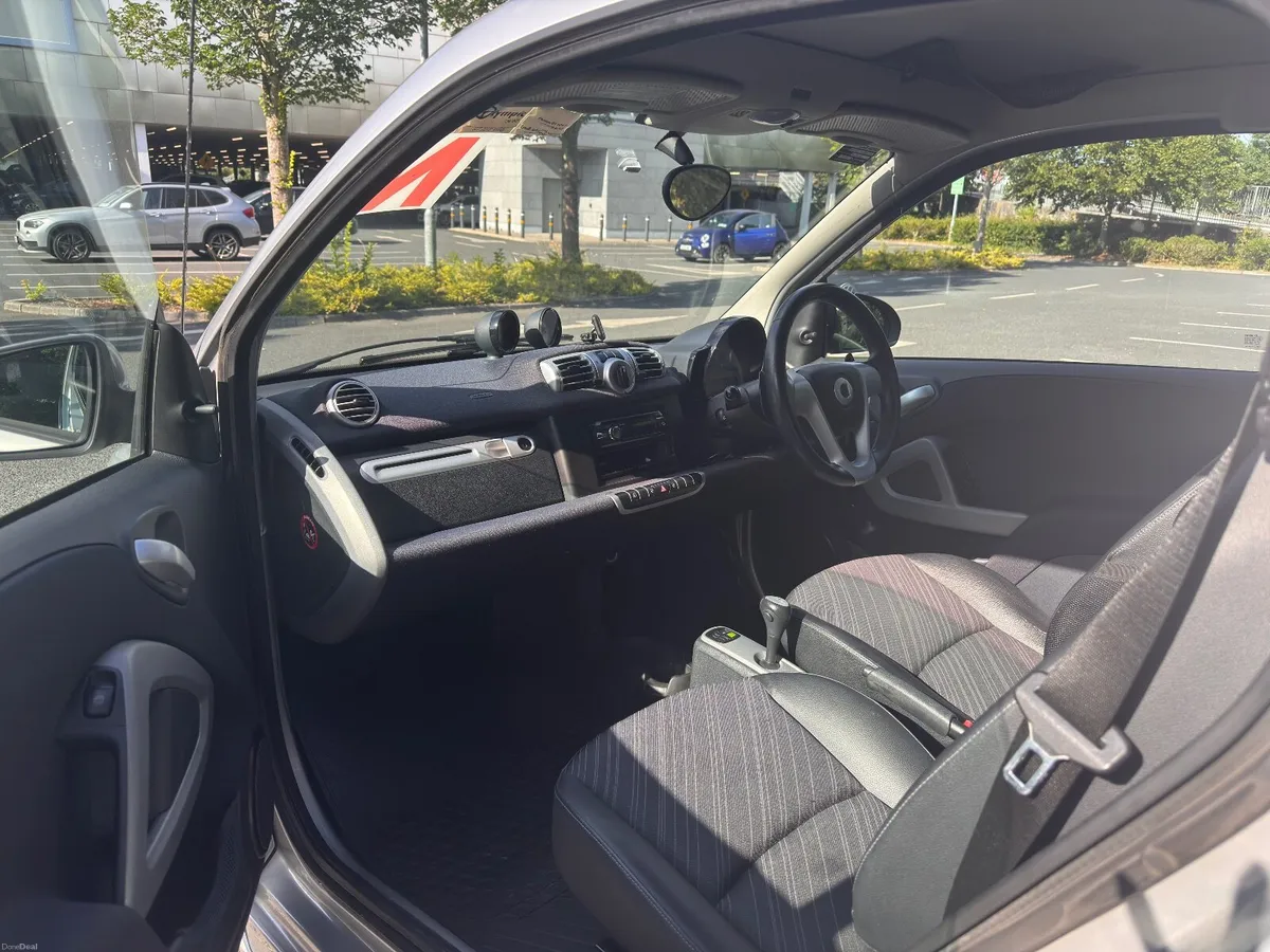 Smart Fortwo 2012 Automatic - Image 3