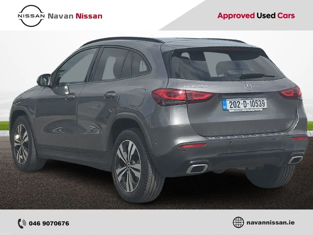 Mercedes-Benz GLA 200 Auto Progressive - Image 6