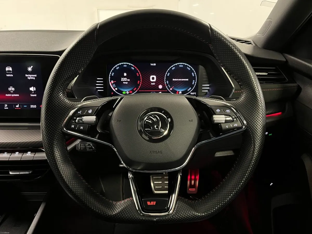 Skoda Octavia RS Combi DSG 2.0TDI 200BHP - LEATHER - Image 6