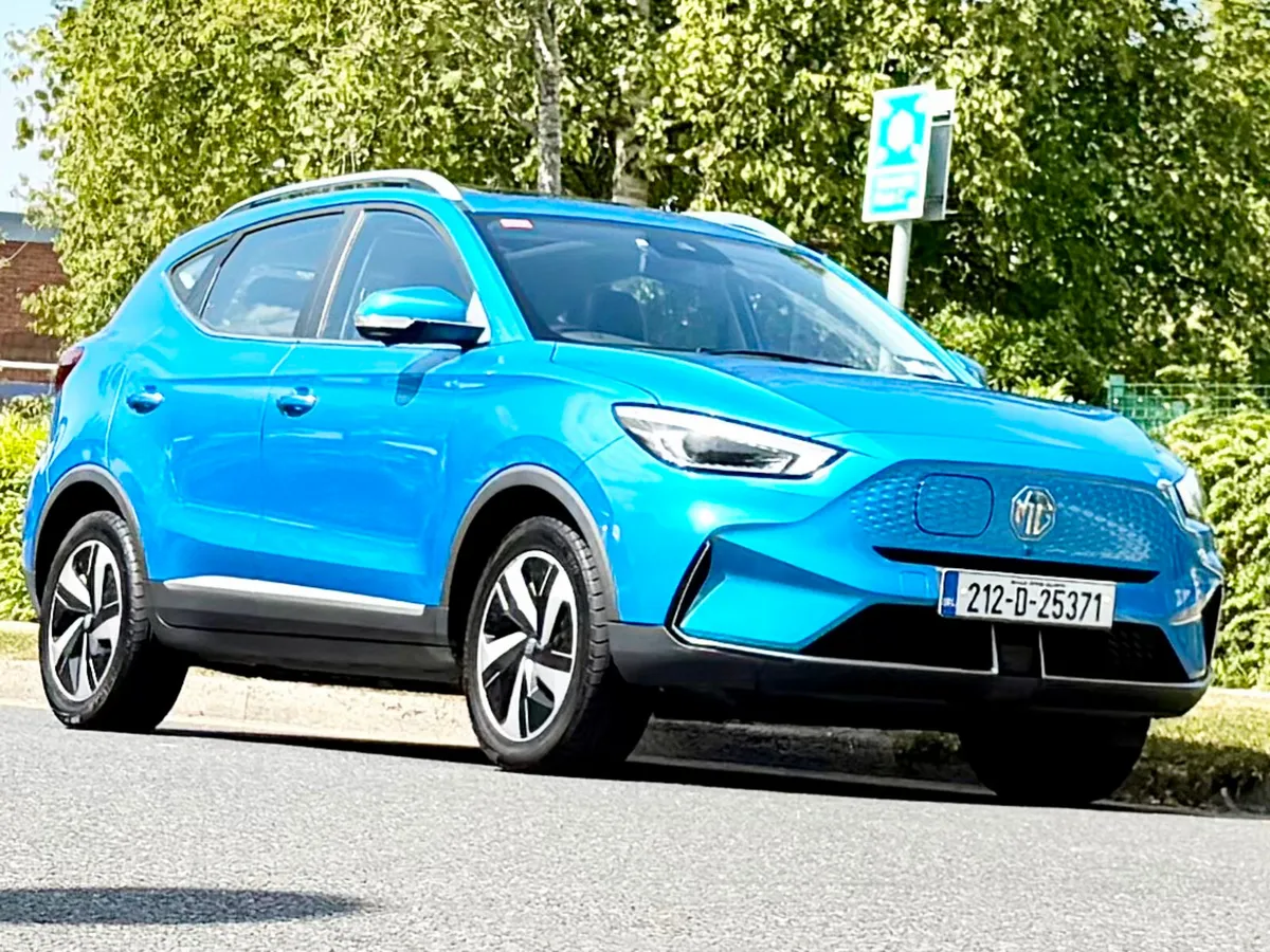 MG ZS 2021!! EXCLUSIVE!! 72.6. KWH!!LONG RANGE! - Image 2
