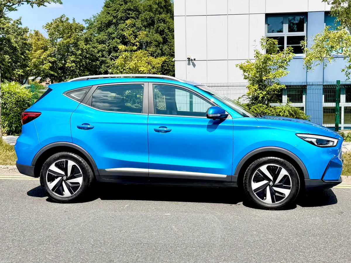 MG ZS 2021!! EXCLUSIVE!! 72.6. KWH!!LONG RANGE! - Image 3