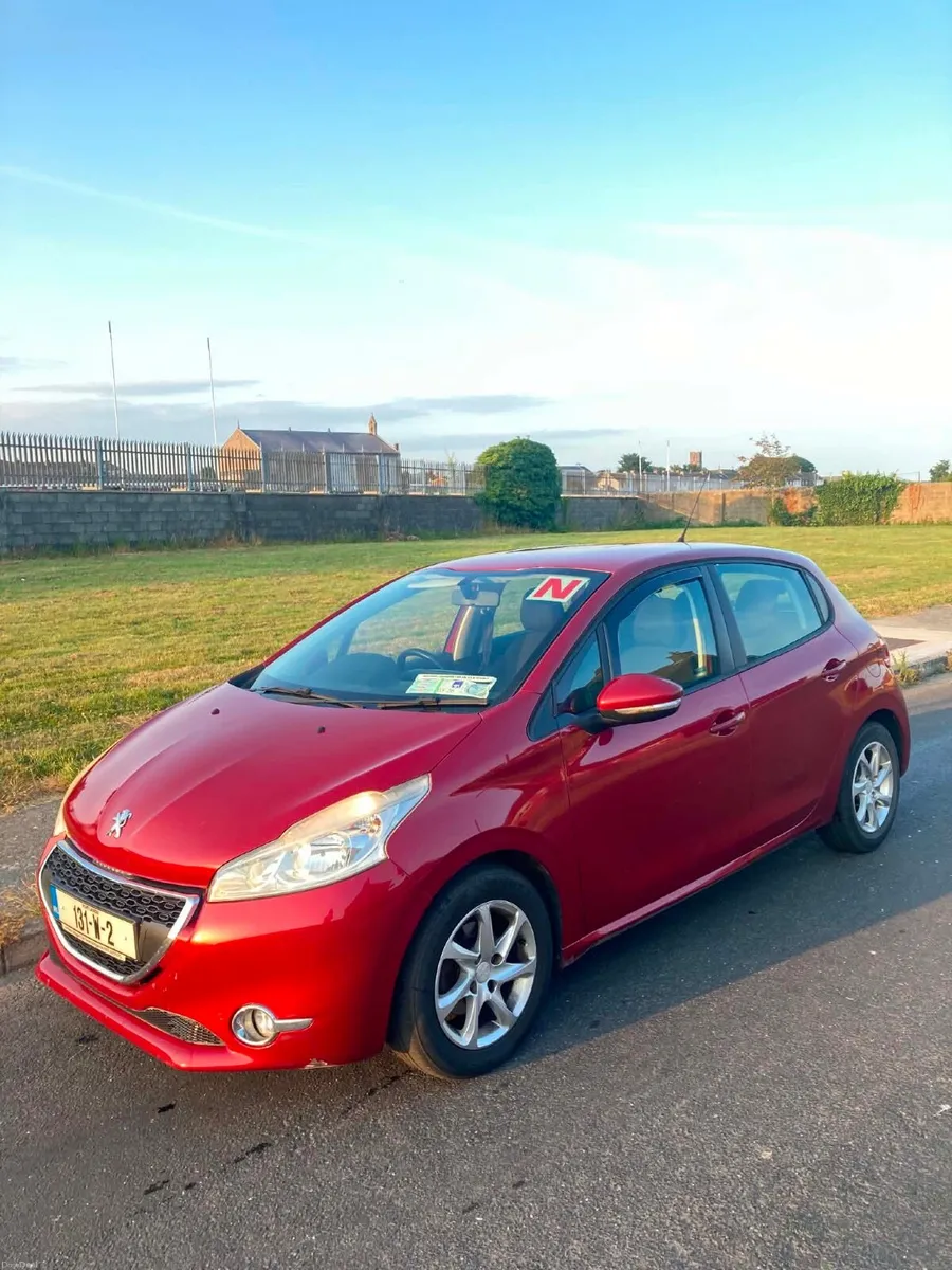 Peugeot 208 2013 - Image 1