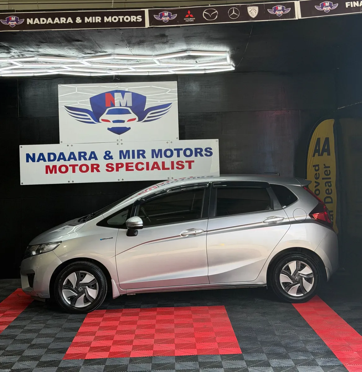 2014 Honda Fit Hybrid - Image 2