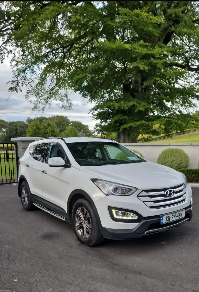 Hyundai Santa Fe 2013 4WD 7 Seater - Image 1