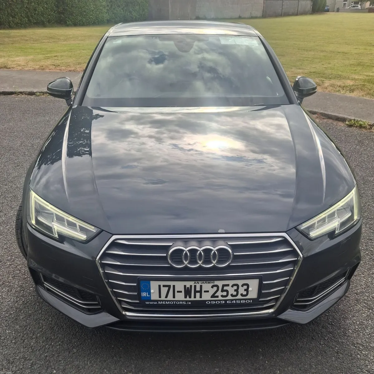 Audi A4 2017 - Image 2