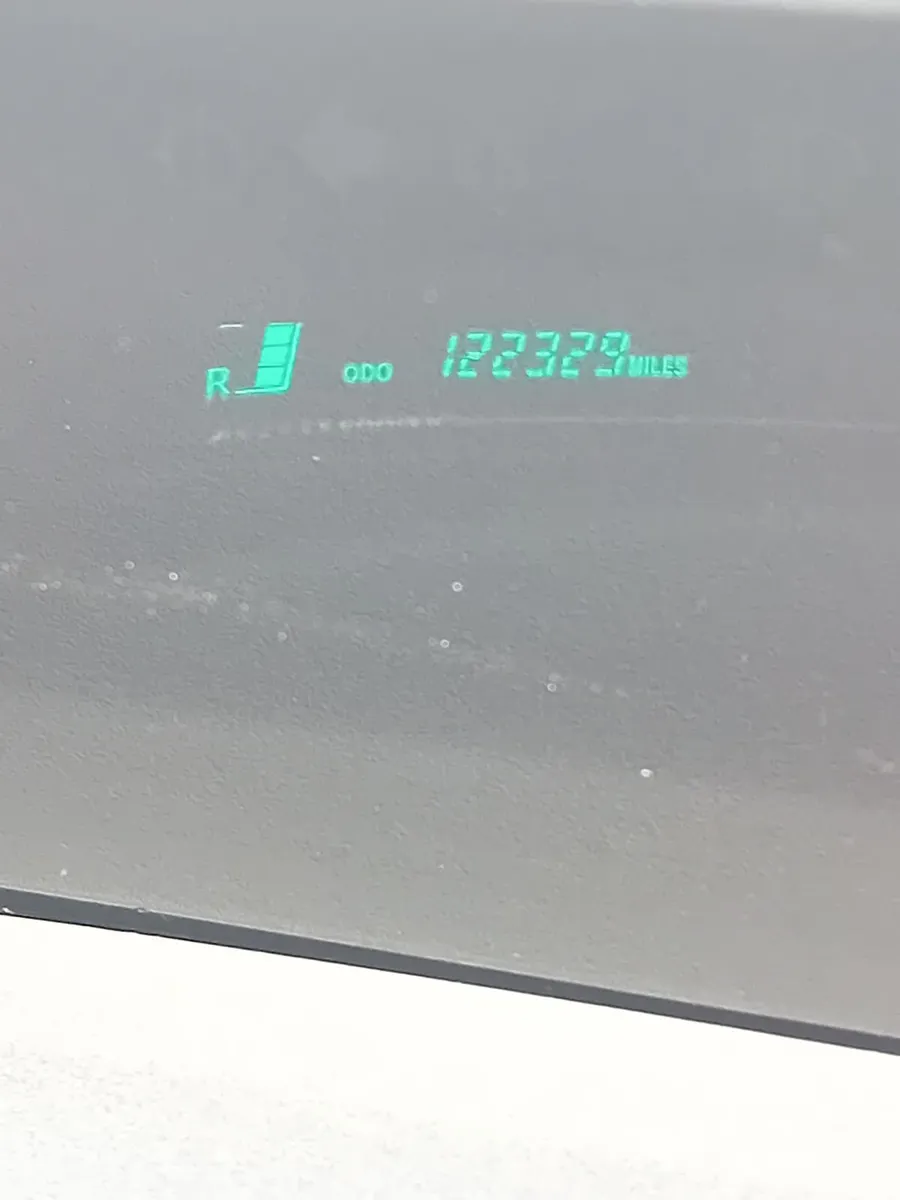 Toyota Yaris 2010 - Image 2