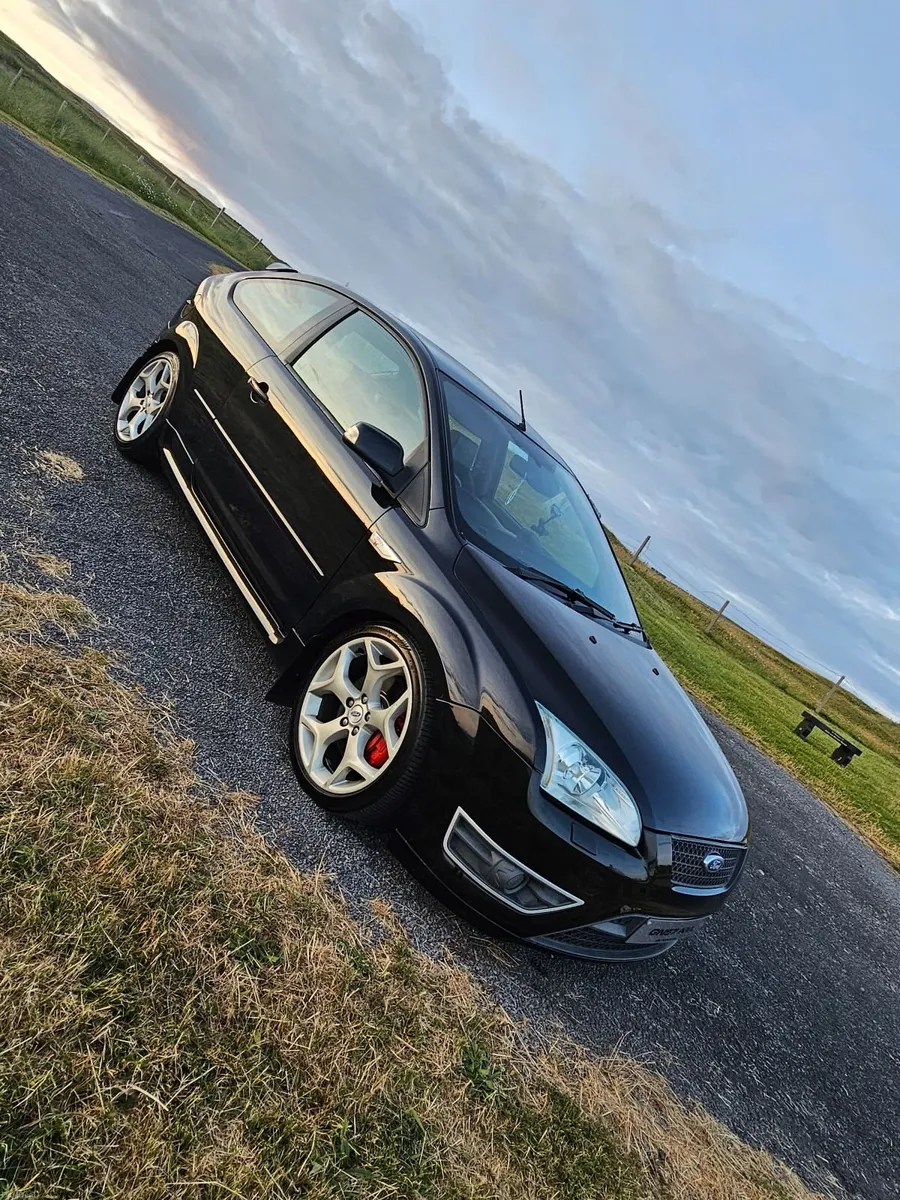 • • Ford Focus 2007 ST3 €8500 • • 089 9868532 - Image 4