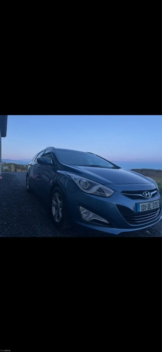 Hyundai i40 estate - Image 2