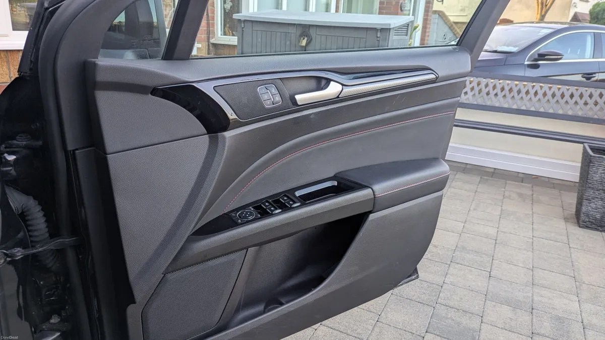 Ford Mondeo 2021 - Image 6