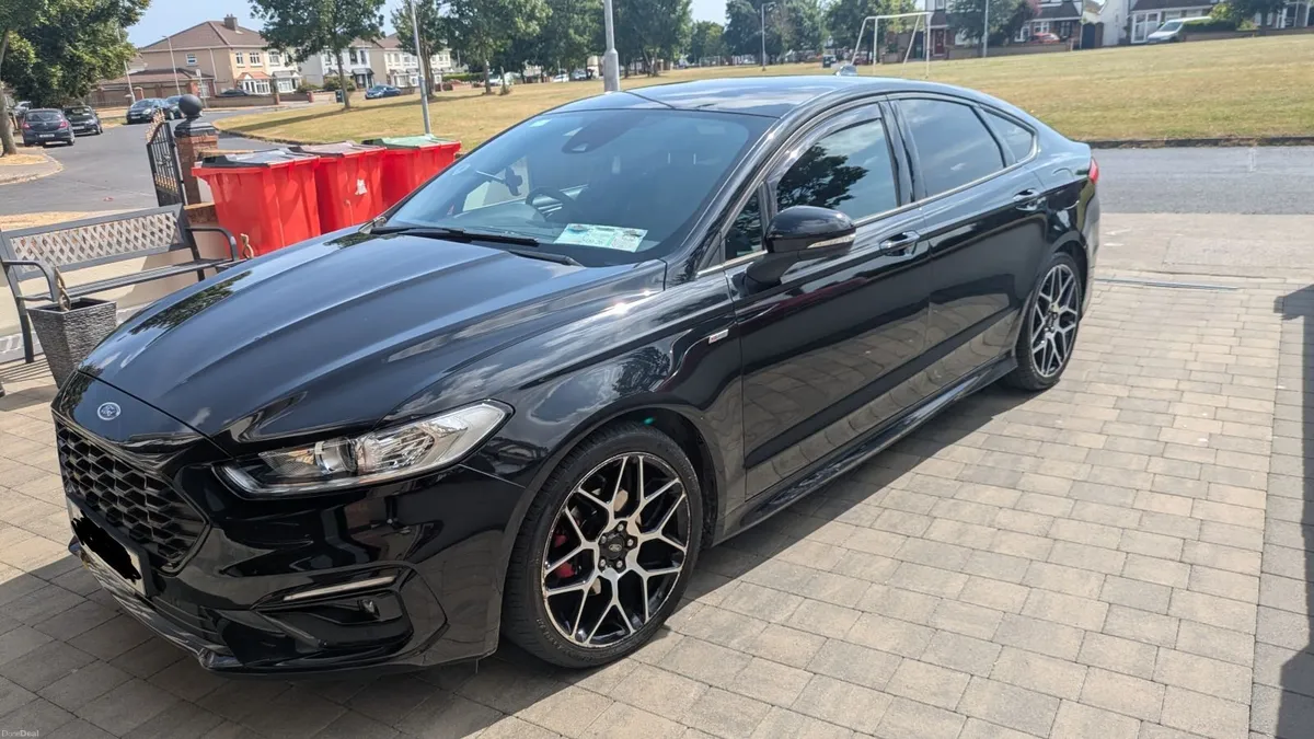 Ford Mondeo 2021 - Image 4