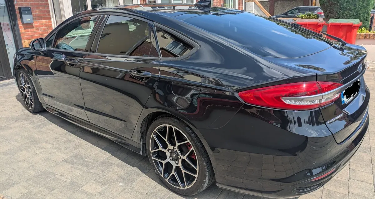 Ford Mondeo 2021 - Image 4