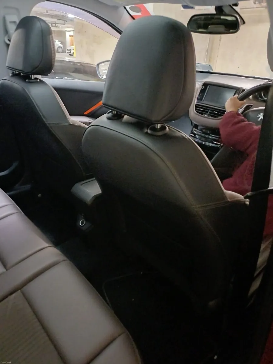 Peugeot 2008 2015 - Image 5