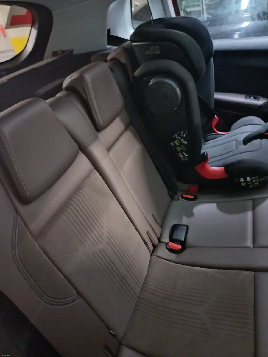 Peugeot 2008 2015 - Image 6
