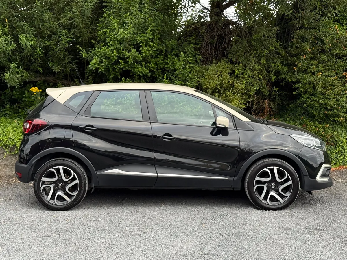 Renault Captur Petrol (Low Mileage) - Image 2