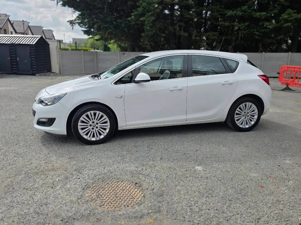 Opel Astra (nct&tax) - Image 4