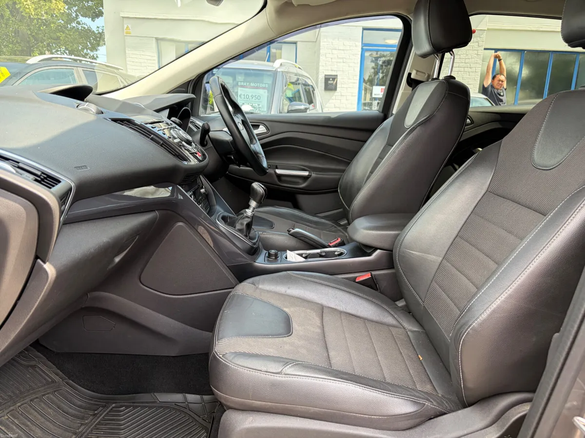 2014 FORD KUGA 2.0TDCI 4 SEATER TITANIUM - Image 4