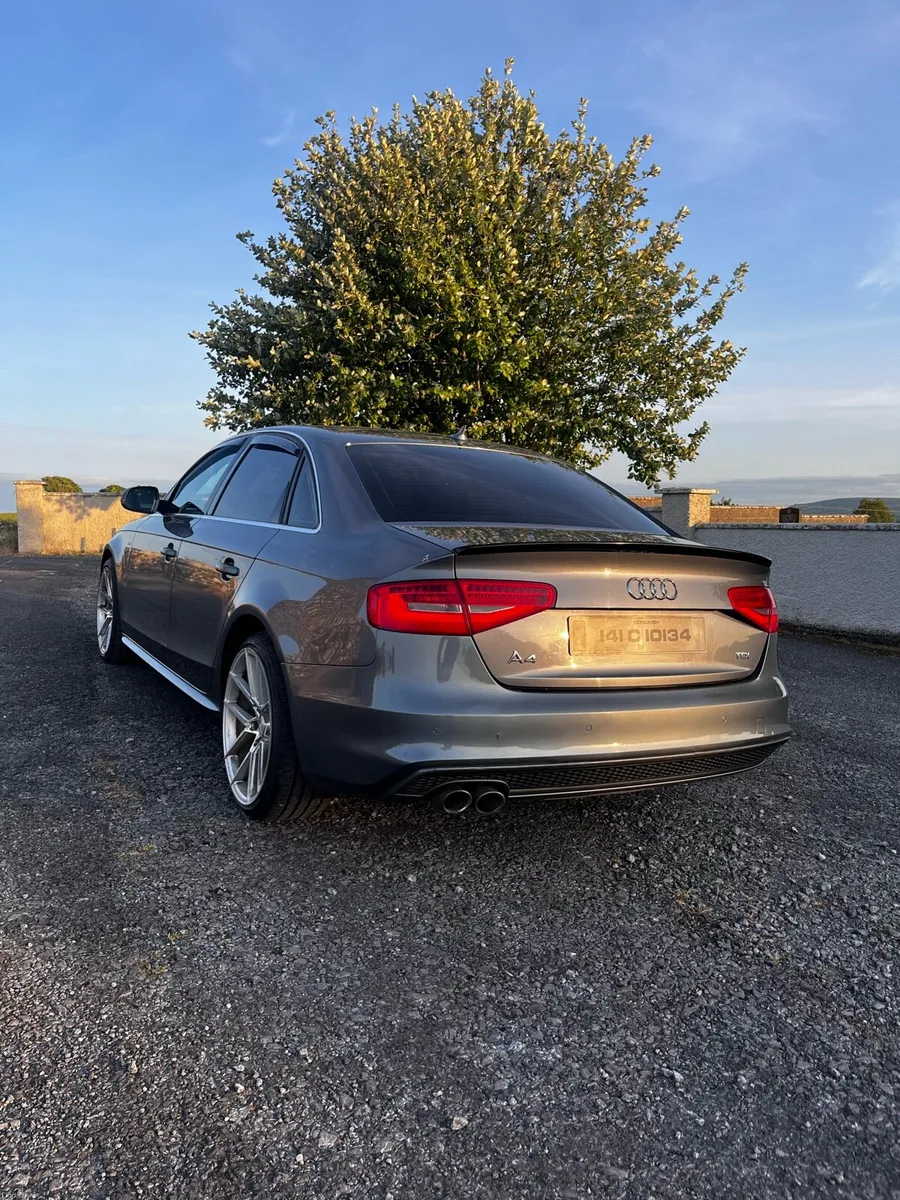Audi A4 S-line Automatic - Image 3