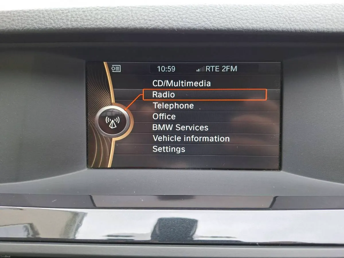 2013 BMW 520d - Image 4