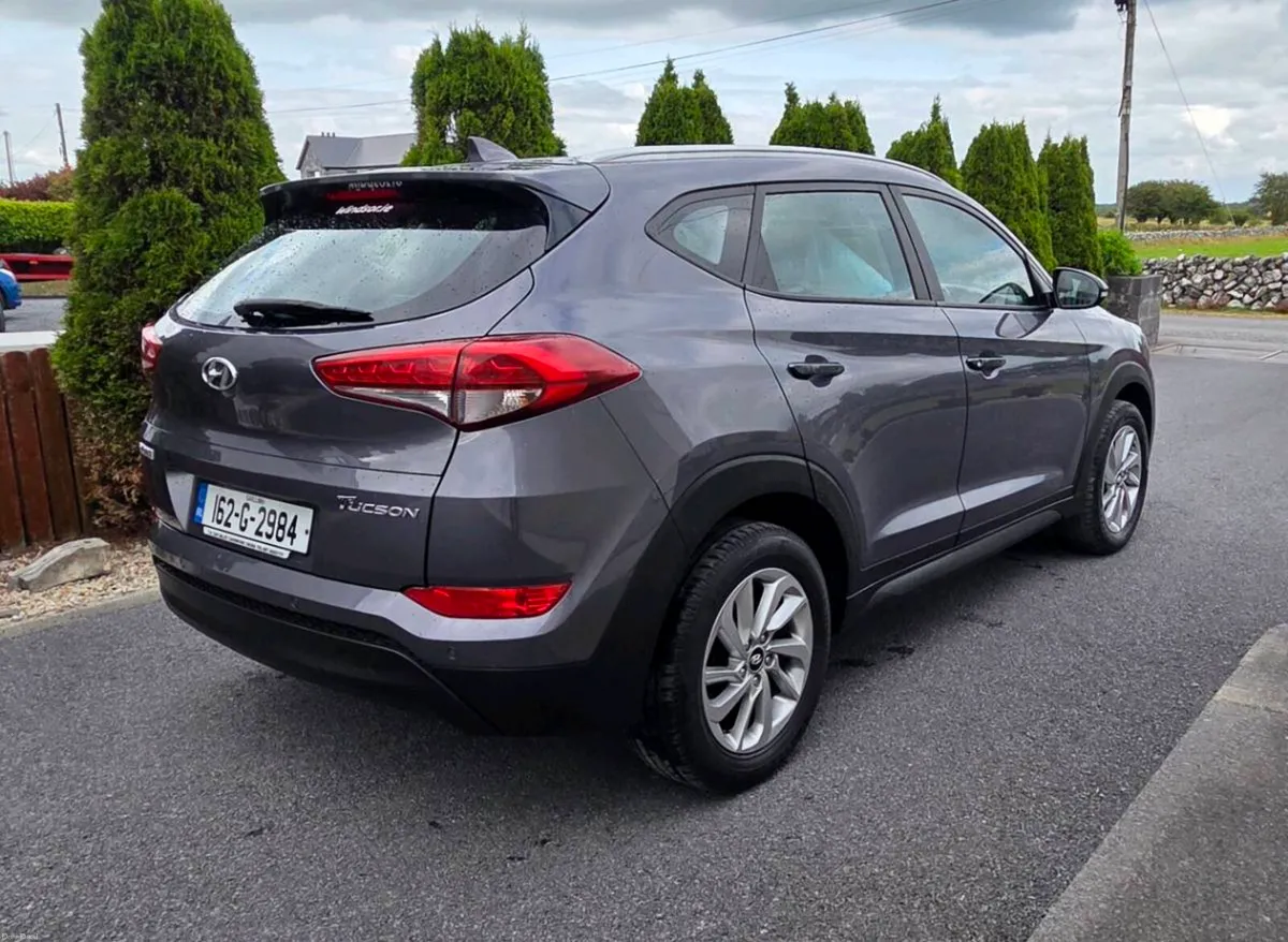 Hyundai Tucson with warranty - Image 2
