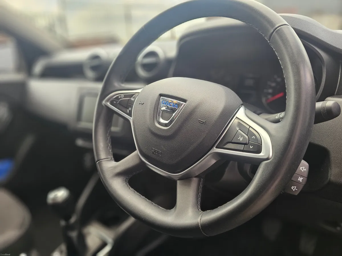DACIA DUSTER 1.0 PETROL // 01/28 NCT - Image 5