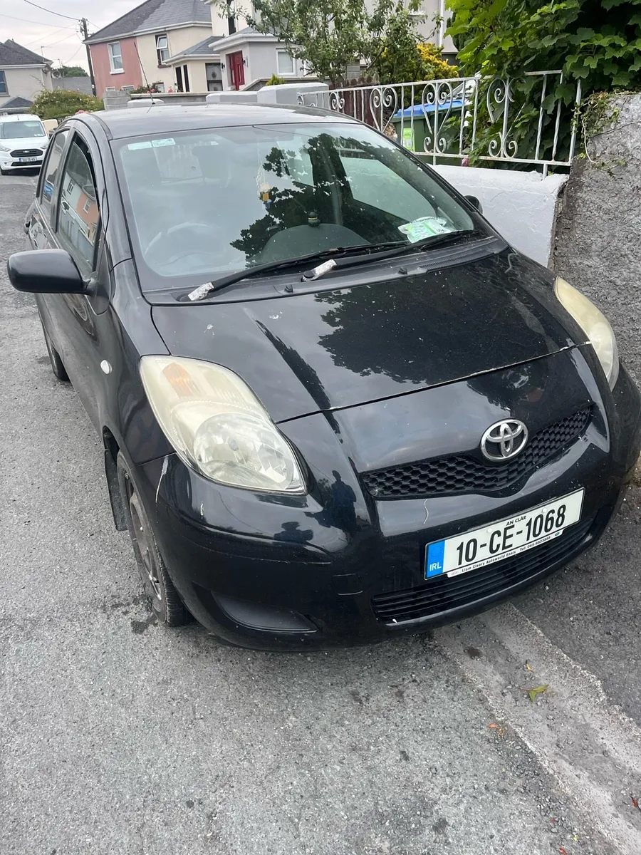 Toyota Yaris - Image 1
