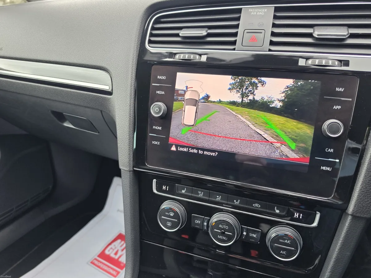 Volkswagen Golf 2019 digital dash automatic - Image 2