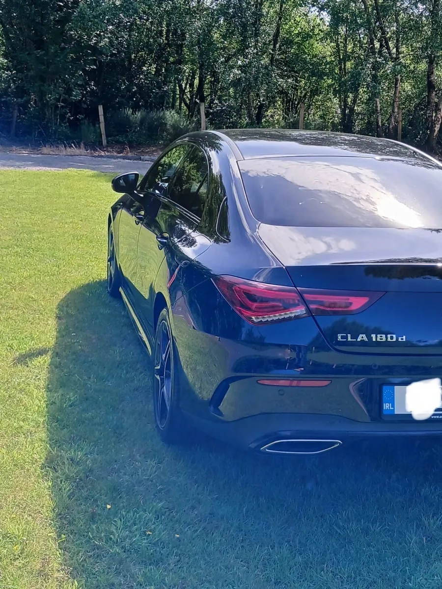 Mercedes - Benz CLA 180d Saloon - Image 4
