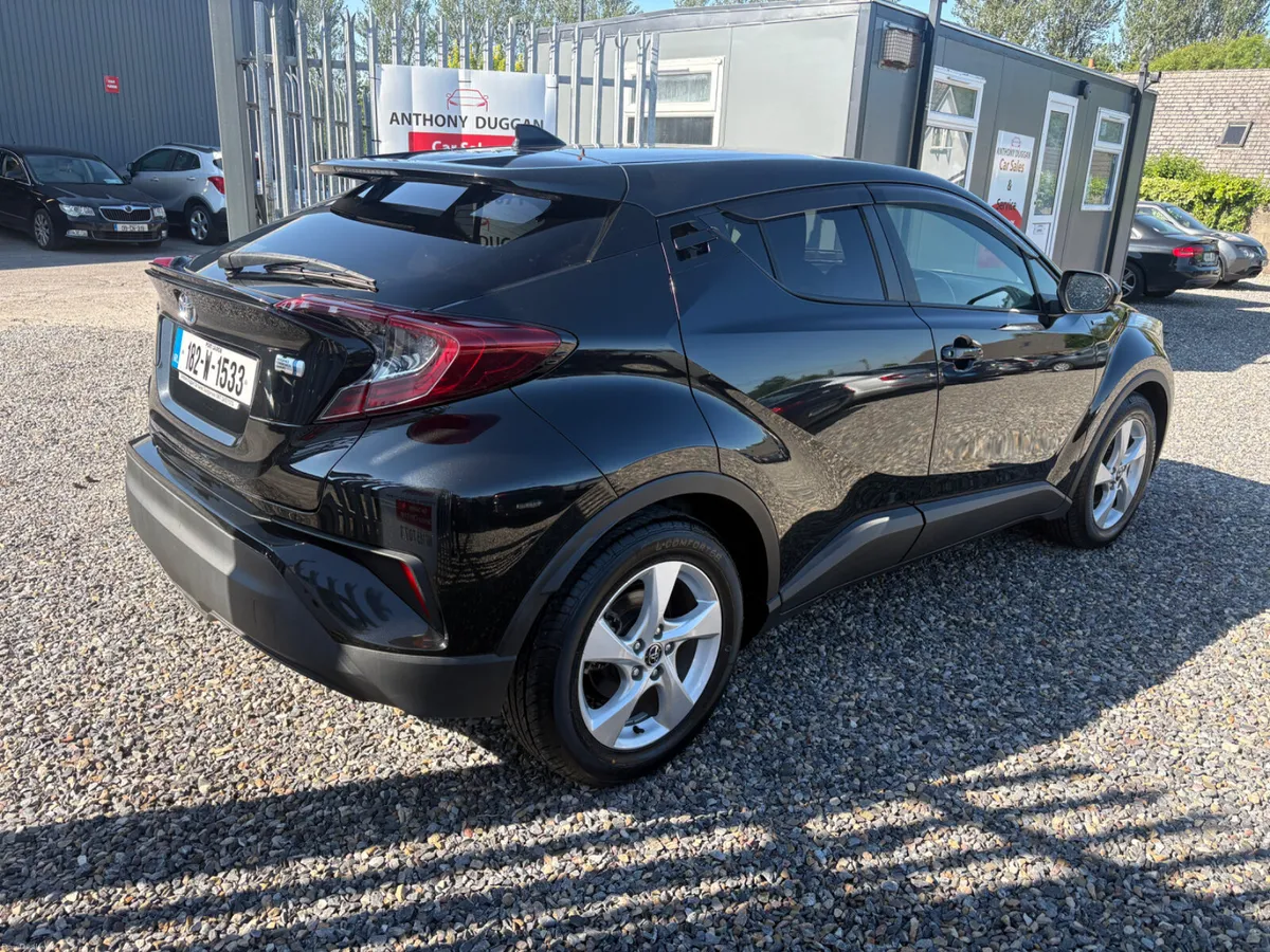182 Toyota C-HR Luna - Image 3