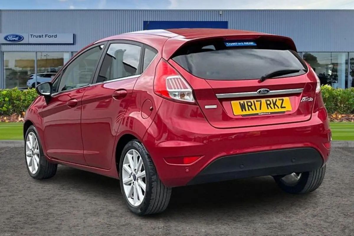 Ford Fiesta Titanium - Image 2
