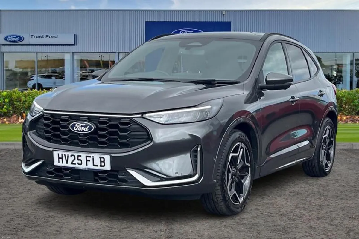 Ford Kuga 1.5 EcoBoost ST-Line X 5dr - PAN ROOF, H - Image 5