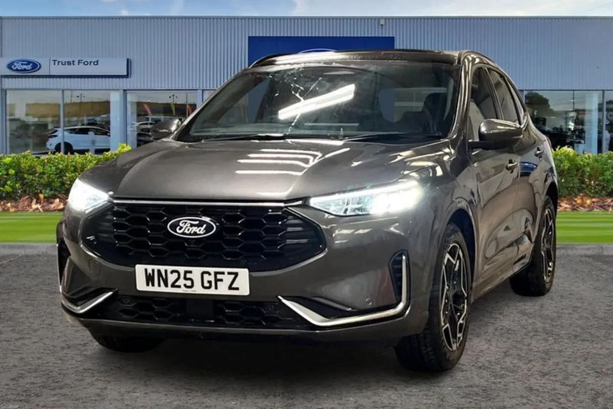 Ford Kuga 1.5 EcoBoost ST-Line X 5dr- Panoramic Su - Image 5