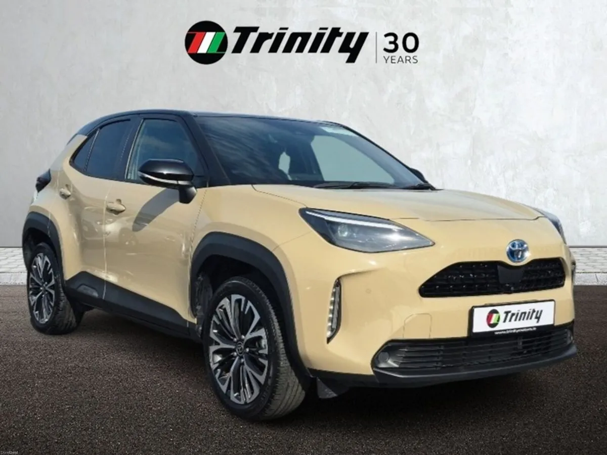 Toyota Yaris Cross ** Z HYBRID ** AUTO ** TRINITY - Image 1