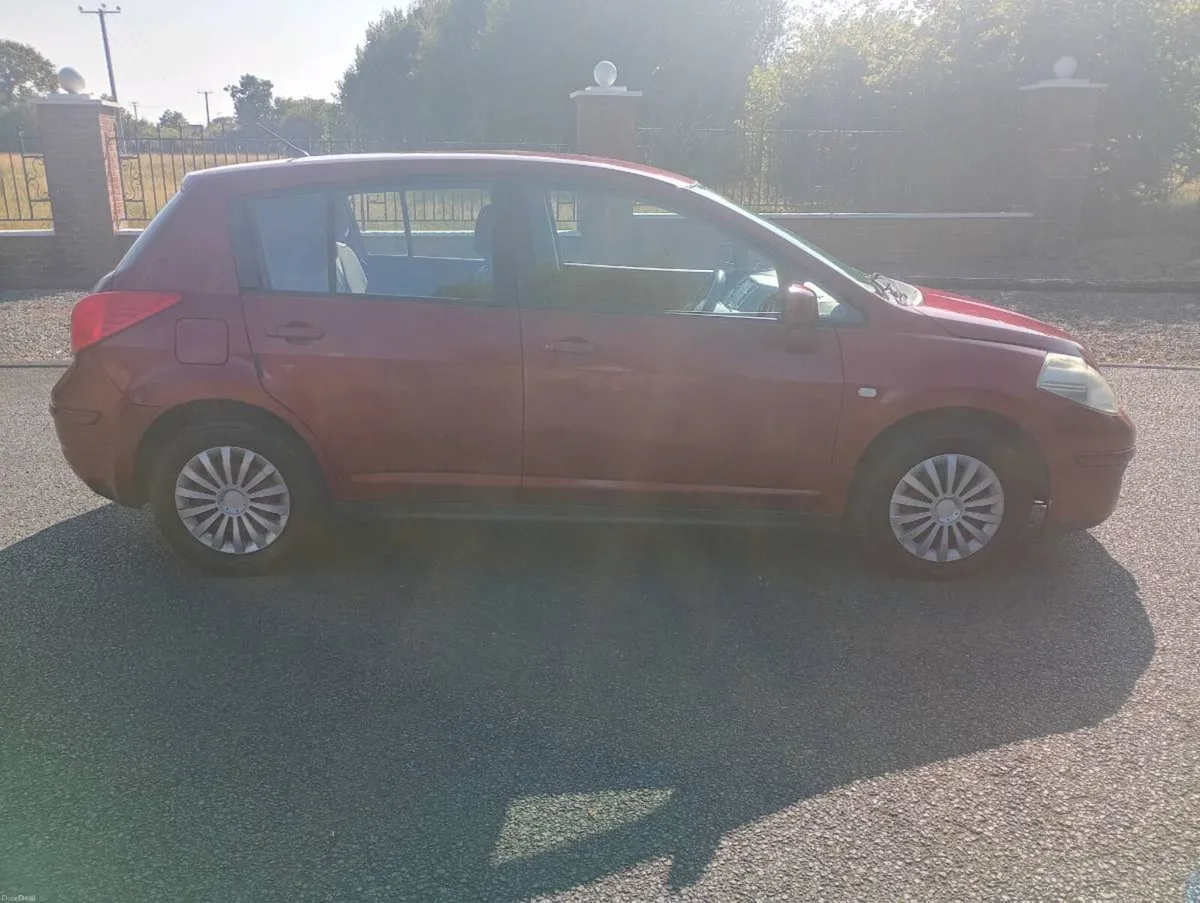 Nissan Tiida - Image 6