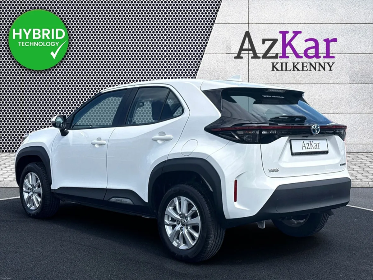 Toyota Yaris Cross 2023 ICON HYBRID 1.5L AUTOMATIC - Image 6