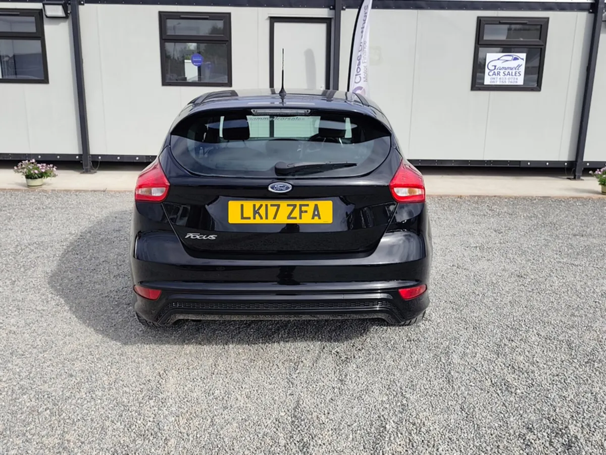 Ford Focus ST-LINE TDCI - Image 2