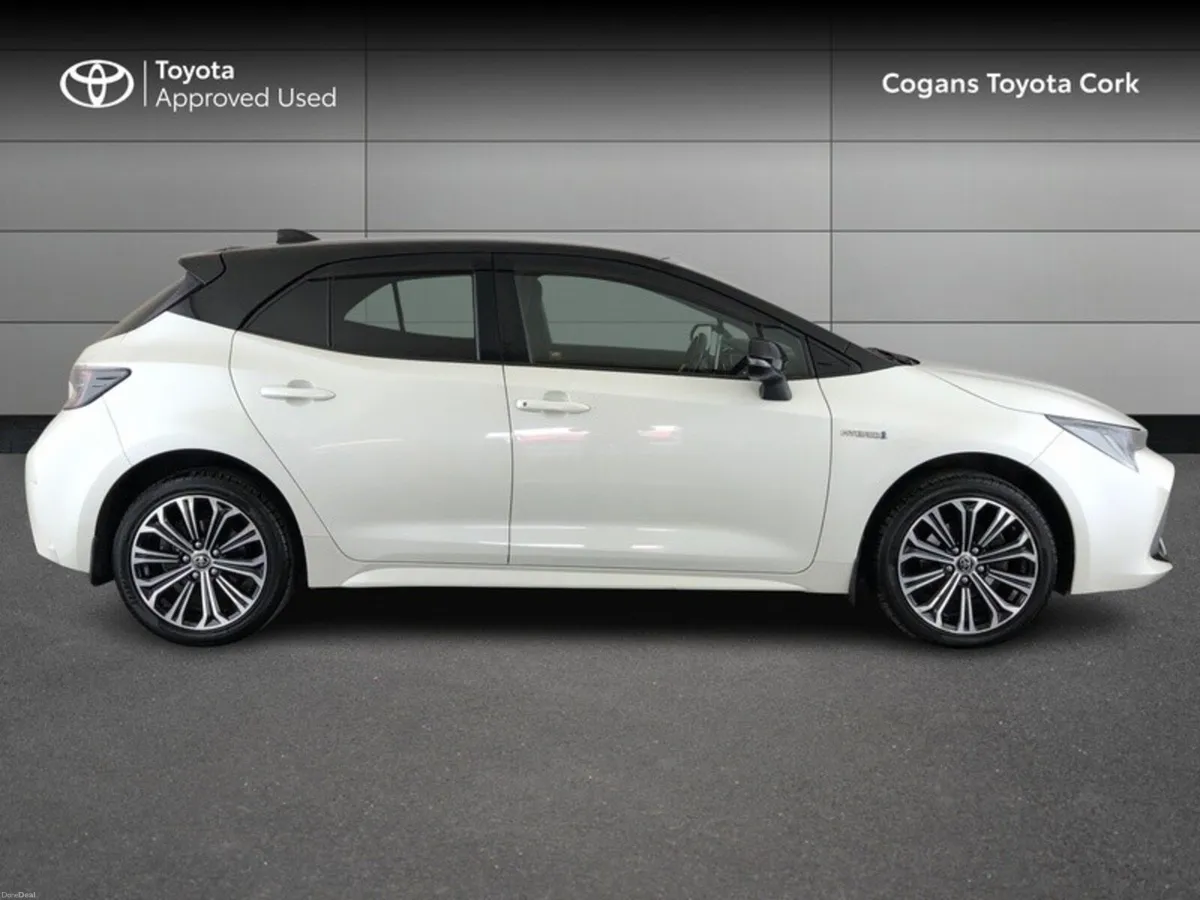 Toyota Corolla COROLLA HYBRID L/SPORT HB - Image 3