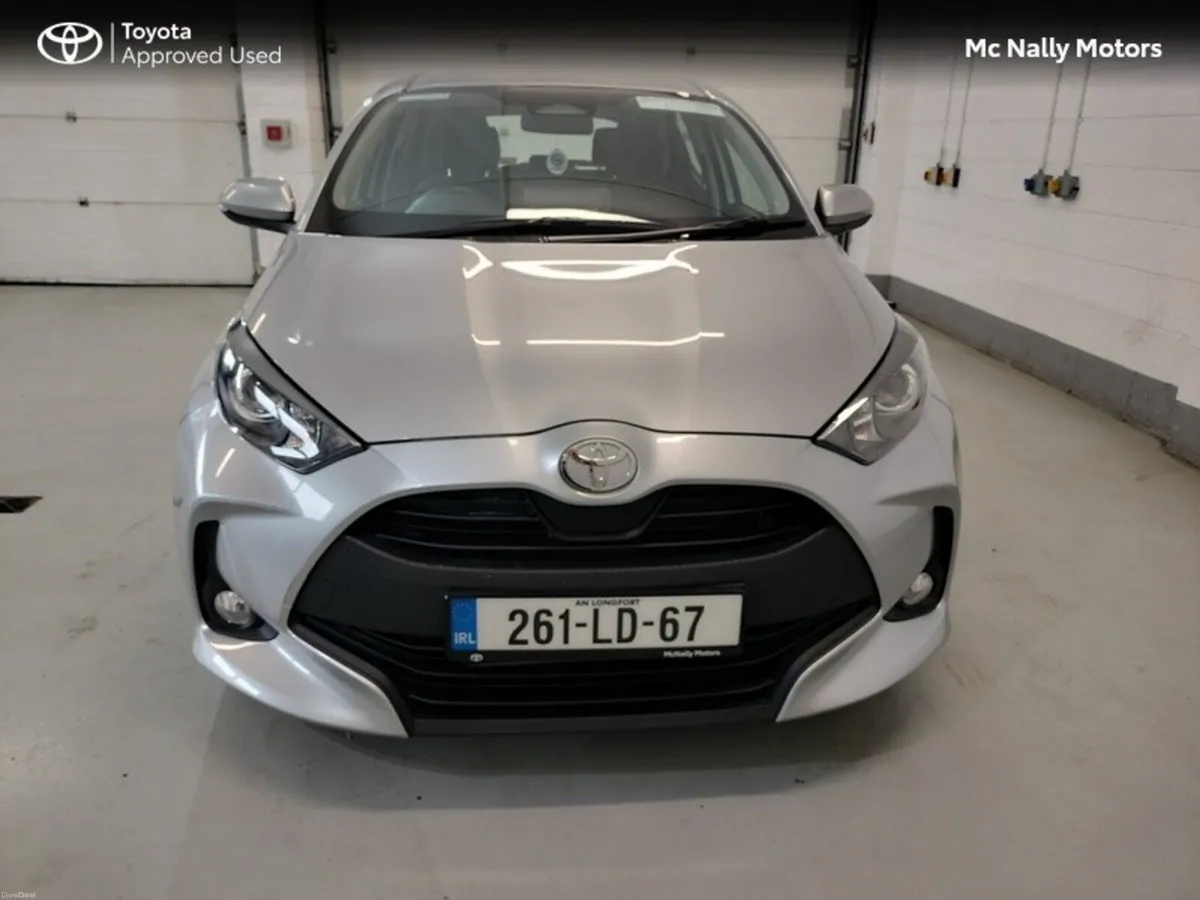Toyota Yaris HYBRID Luna ex demo LOW KMS - Image 5