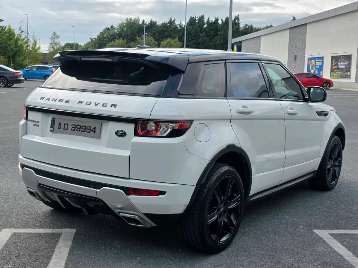 11 RANGE ROVER EVOQUE AUTO SD4 - Image 4