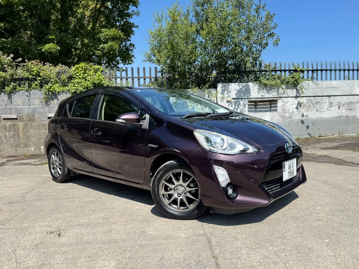 2016 TOYOTA AQUA. LOW MILEAGE. NEW NCT. AUTO 1.5L - Image 1